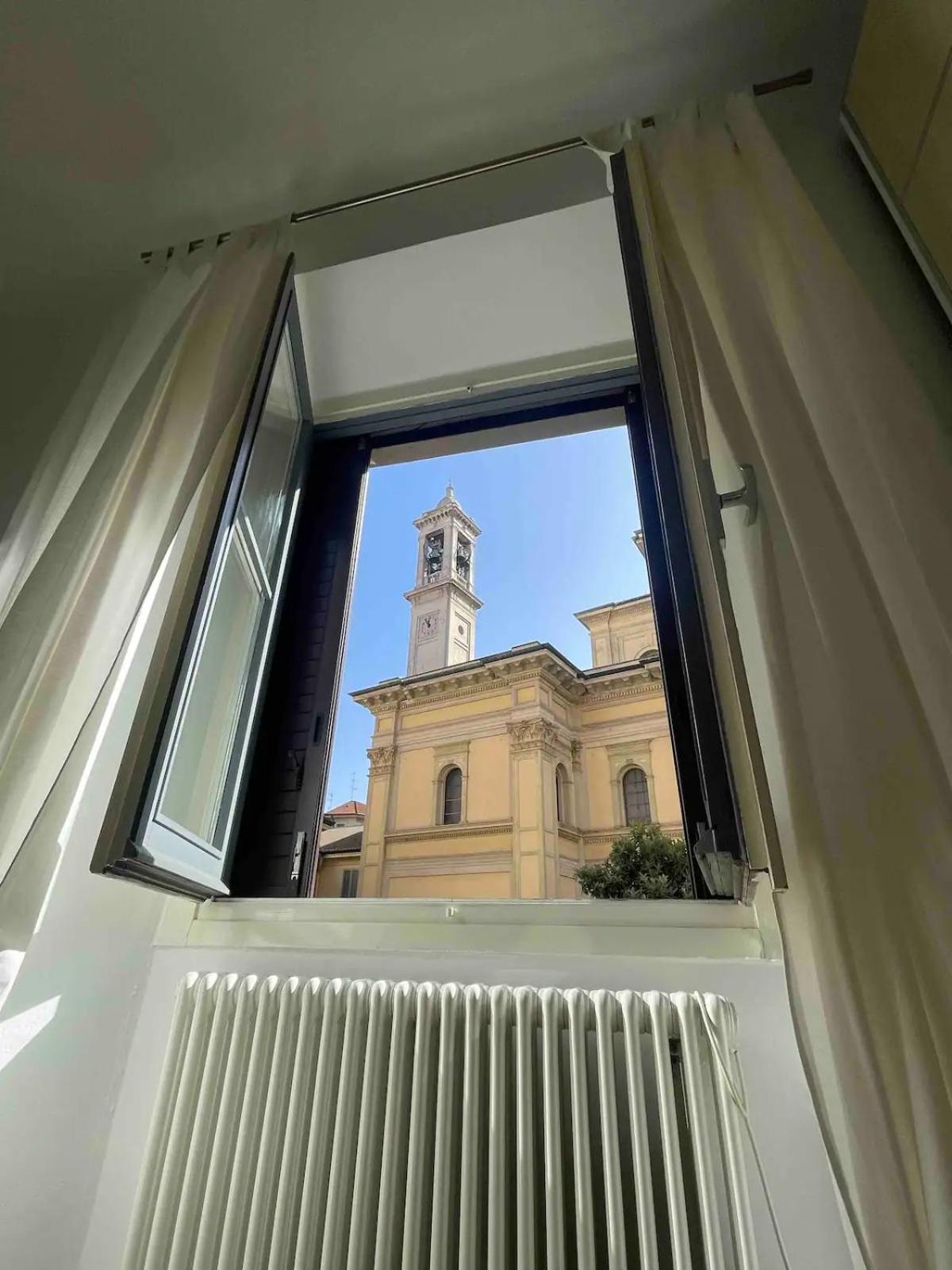 Ferienwohnung Ampio E Accogliente Bilocale - Fara 1, Porta Nuova Mailand Exterior foto